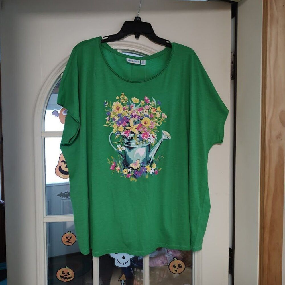 New Kiwi Fresh Green Watering Can With Flowers Shirt Size Women's 3X